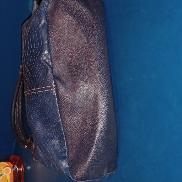 Wilson Vintage Leather Snake/Gator Pattern Shoulder Purse, blue - Picture 3 of 5